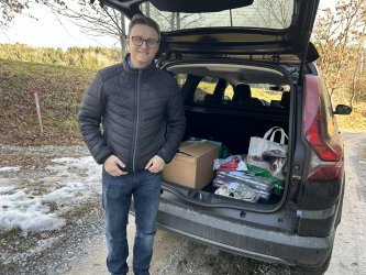 David der Futterlieferant als Christkindl