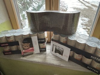 Jede Menge Katzenfutter