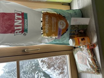 Noch eine Menge an Hundefutter